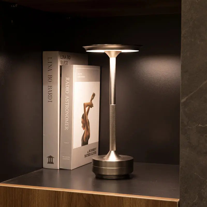 Dropshipping Lampe Bureau Dimmable Modern Wireless Rechargeable Bed Side Cordless LED Electroplated Metal Cordless Table Lamp
